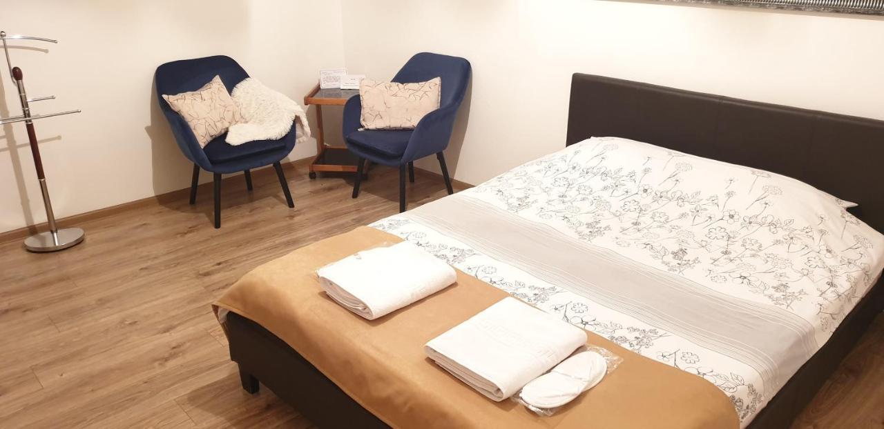 Central Apartment Dumdix Брашов Экстерьер фото